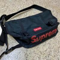ราคา กระเป๋าสะพายข้าง Supreme ใส่ของได้เยอะ พร้อมส่ง! (22626343222)