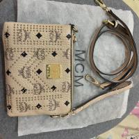 ราคา กระเป๋าสะพายข้าง mcm ใหม่ไม่มีตำหนิ (6333411512)