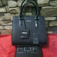 ราคา กระเป๋าสะพายข้าง FOF สีดำ (4751831643)