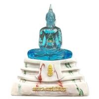 ราคา หลวงพ่อโสธรแก้วใส สีฟ้า ประจำวันเกิด (หน้าตัก 5นิ้ว สูง23ซม.) ด้านในหน้าอกพระพุทธรูปบรรจุองค์พระแก้วมรกต บูชา 1 ได้ถึง 2 (20010752882)