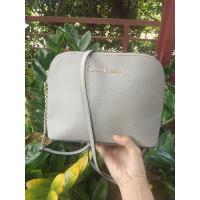 ราคา Mk Mini crossbody 8"กระเป๋าแบรนด์เนมแท้100มือสองสภาพใหม่95%สีพิเศษราคาดี (8966588824)