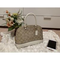 ราคา พร้อมส่งกระเป๋า Coach ทรงโดม 13” แท้ 100% (5877931087)