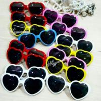 ราคา แว่นหัวใจ แว่นกันแดดหัวใจยอดฮิต (435050484)