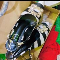 ราคา รองเท้าคัชขูหัวแหลมสไตล์ Roger Vivierเบอร์ 39 พร้อมกล่องมือ1 (2135456705)