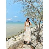 ราคา กระโปรงลายดอก ESPRIT XS เอว 26-28 สม็อค ยาว 39" แม่ค้าสูง 158 ใส่ถ่ายรูป 30 นาที ค่ะ (16594463015)