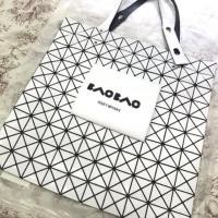 ราคา ลดสุดๆ Used Issey Miyake Baobao 10x10 แท้ (2300938080)