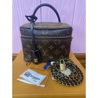 ราคา louis vuitton vanity pm dc20 (13104287596)