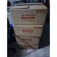 ราคา ล้อแม็ก 17 นิ้ว จาก Toyota CHR ขายเหมา 4 ล้อ รับสินค้าเองที่ย่านพระรามสอง (1369811172)