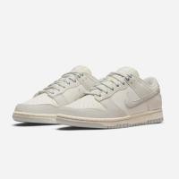 ราคา NIKE #DUNK LOW LIGHT BONE (13545010562)