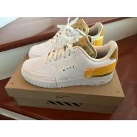 ราคา รองเท้าไนกี้แอร์สีขาวเหลือง (16344584725)