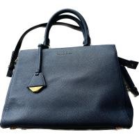 ราคา กระเป๋าCharles&Keithของแท้ราคาของใหม่ 3,790 (18393944299)