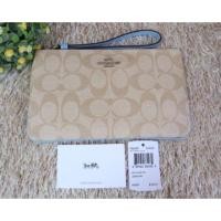 ราคา คล้องมือ coach L 1ซิป มือ2 (10101327002)