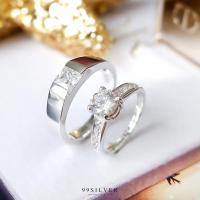 ราคา แหวนคู่รัก เพชรเม็ดเหลี่ยม Diamond Cut และเพชรชู 5 มิลลิเมตร (กดสั่ง 1 ครั้ง ได้แหวน 2 วง) (R12-68) (21813538042)