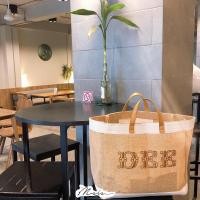 ราคา Tote Bag กระเป๋าผ้าแคนวาส กระเป๋าสานพร้อมปักชื่อ ขนาด 40x41x10 cm. (6678302120)