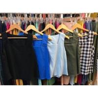 ราคา เสื้อคอเหลี่ยม ลินิน สีดำ กับ สีเขียว (1251259134)