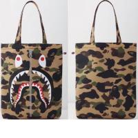 ราคา A Bathing APE shark camo tote bag จากญี่ปุ่น (4937622309)