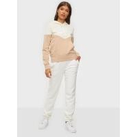 ราคา สเวตเตอร์ฮู้ด Nike แท้ อก50 ยาว27 ของแท้ งานหายากราคานี้ไซร์นี้ สีจริงคือน่ารักใส่ใหญ่กว่าตัวน่ารักมาก (7370843567)