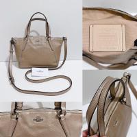 ราคา Used ส่งต่อ Coach ทรงพัดมินิ มือสอง ของแท้ มีตำหนิ (18076268247)