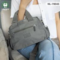 ราคา LINGKY NL78045 : รุ่นกระเป๋าทรงถือ+สะพาย ผ้าไนล่อน 4 ซิป+ 2 ช่องข้าง มีทั้งหมด 9 สี / Crossbody bags, Handbags (21619773824)