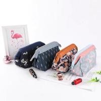 ราคา พร้อมจัดส่ง..กระเป๋าใส่ของอเนกประสงค์ ใส่เครื่องสำอางค์ ลายฟลามิงโก น่ารัก วัสดุผ้ากันน้ำได้..ราคาต่อ 1 ชิ้น หากมีหลายสี (3848642119)