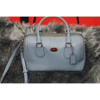 ราคา COACH F32202 crossgrain mini bennett satchel color cornflower (6110961097)