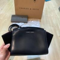 ราคา กระเป๋า Charles&Keith Size S ของแท้ 100% (4400276659)