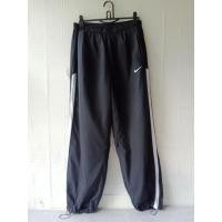 ราคา กางเกงผ้าร่มมือสอง Nike เอว 34-46 (19246064837)
