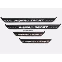 ราคา FITT ชายบันได มีไฟ กันรอยประตู (งาน Fitt)(Scuff Plate)/Mitsubishi Pajero 2015 #552 (726169521)