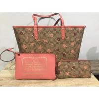 ราคา coach tote กลับด้าน ลายดอกไม้ (4088786798)
