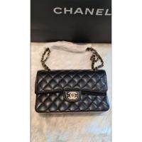 ราคา New Chanel classic small (14504242111)