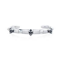 ราคา The Ultimate Skull Bangle - Rebirth กำไลข้อมือเงินแท้ 925 แกะมือขัดเงาลงดำ ลายกระโหลกเกิดใหม่ เรียบหรู (20714324216)