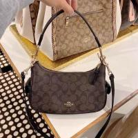 ราคา (ผ่อน 0%) ❤️พร้อมส่งในไทย!! Coach Pennie Shoulder Bag 25 In Signature Canvas ลาย C สีน้ำตาลเข้ม ❤️ (12481335491)