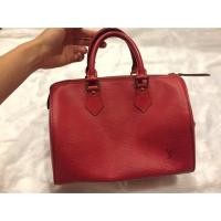 ราคา กระเป๋าถือ louis vuitton หายาก สีแดง แท้!!! (2268009418)