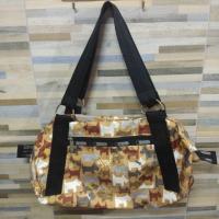 ราคา กระเป๋าสะพายข้าง Lesportsac แท้ มือสองสภาพสวย (5916349323)