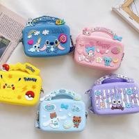 ราคา กระเป๋าของเล่นระเป๋าสะพายข้าง กระเป๋ายูนิคอร์น กระเป๋าสะพาย สีรุ้ง เปิดเครื่องรูด B012 (22414242385)