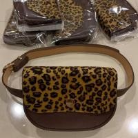 ราคา กระเป๋าคาดเอวลายเสือ (7817151144)