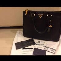 ราคา Used like new!! Prada Vitello Daino BN2420 bag (1656622502)