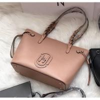 ราคา กระเป๋าถือ Lyn ทรงช้อปปิ้ง แถมใบลูก (ขนาด 10 นิ้ว) คุ้มมากแม่ ‼️อ่านรายละเอียดสินค้าก่อนสั่งซื้อ‼️ (8775472918)