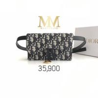 ราคา New Dior Oblique Saddle Belt Bag in Navy. (7524968911)