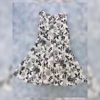 ราคา (Used) เดรสลายดอก น่ารัก (601094467)