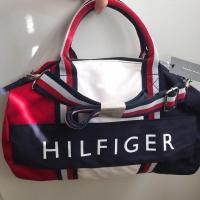 ราคา แท้ Tommy Hilfiger Travel Gym Mini Duffle Bag ขนาด 14” x 8” (กระเป๋า) กดสั่งแล้วแจ้งสีได้เลยค่ะ (6113768387)
