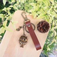 ราคา พวงกุญแจหนังแท้ พร้อมตะขอ +จี้ห้อย ใส่ชื่อได้ สลักชื่อฟรี ห้อยจี้ฟรี ออกแบบเพิ่มเองได้ (6408173306)