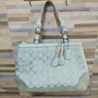 ราคา กระเป๋าสะพายข้าง Coach แท้ มือสองสภาพสวย (5101831734)