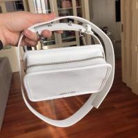 ราคา กระเป๋า CHARLES & KEITH สีขาว (2709536906)