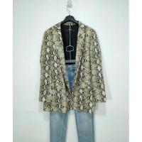 ราคา Blazer zara ลายงู สภาพใหม่มาก (22923502212)