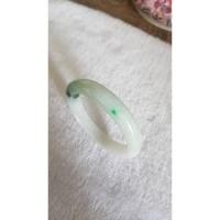 ราคา กำไลหยกพม่า สีเขียวขาวอมม่วงอ่อนเนื้อเทียน (8333810321)
