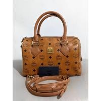 ราคา กระเป๋า MCM ทรงหมอน ขนาด 10 นิ้ว ของแท้ 100% (3012448091)