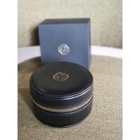 ราคา กระเป๋าเครื่องสำอางทรงกลม สีดำ จาก Shiseido (5120697987)