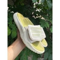 ราคา รองเท้าแตะadidasมือสองแท้รุ่นพื้นนิ่ม (22058461662)