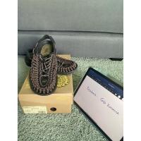 ราคา Keen Uneek มือสอง สี Black/Dark Olive (17480679851)